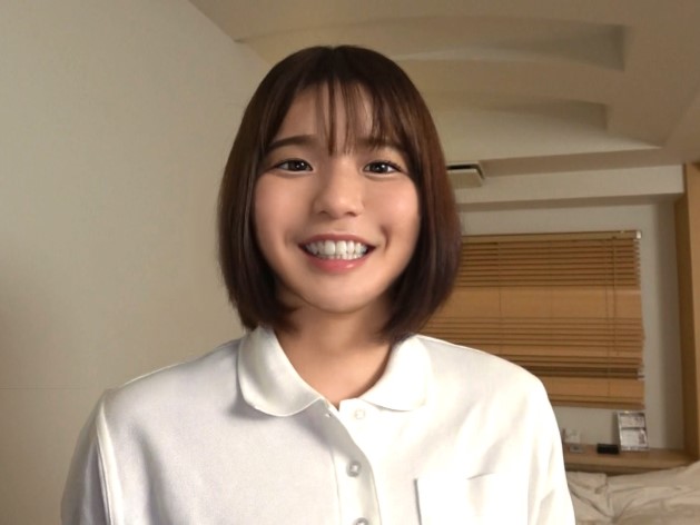 【ロリ巨乳美少女】『気持ち良すぎる…♡』無邪気な顔した美少女が、おっぱい揺らして激しくハメられ、自慢の巨乳にザーメンぶっかけられる！！