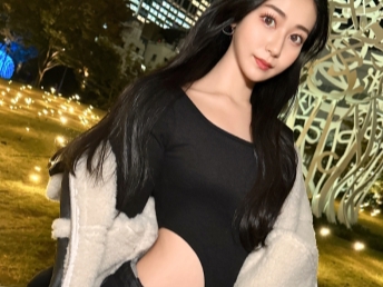 【細身美女の誘惑】『もう我慢できない…』スレンダーな素人美女がエッチなボディで誘惑！敏感なワレメを激しく突き上げられ、感じまくる姿はめちゃシコ必至！このエロさにボッキ不可避！♡