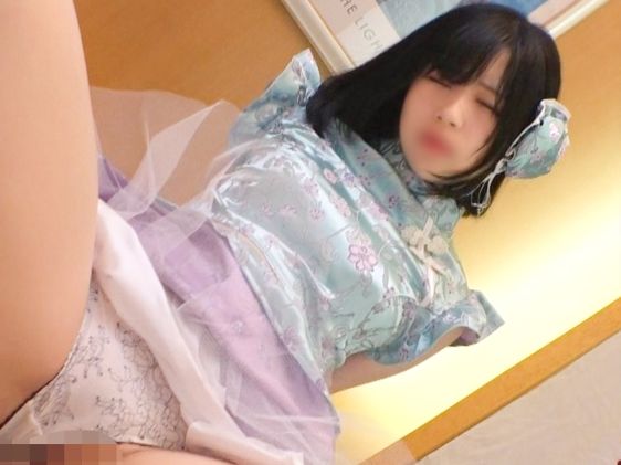 【チャイナ娘の裏バイト】『時給アップなら…』コンカフェ嬢がチャイナコスでエロかわ変身！生意気な顔して感度抜群の雑魚マンコを本気でイカせちゃう♥時給交渉セックスの甘い罠！