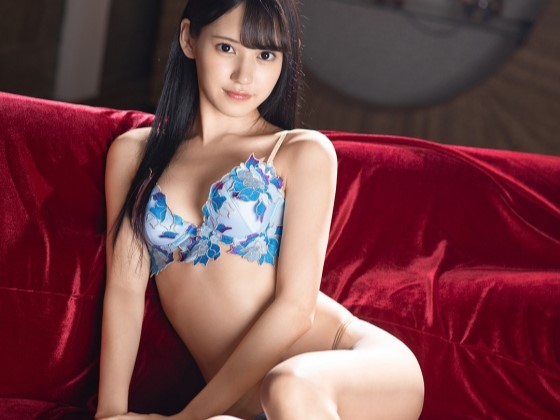 【激カワ美少女の悶絶セックス】『ダメ…そんなに激しく…』華奢なカラダを震わせて感じまくる！肉棒でズボズボ突かれて乱れまくる姿がエロすぎて即ヌケ必至！♡