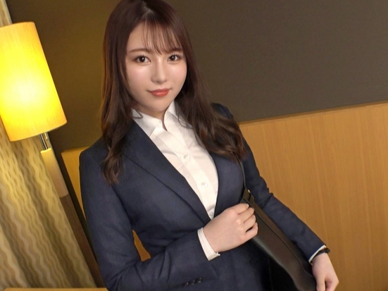 【美ボディOL】スーツ姿がエロすぎるお姉さんをナンパ！パンストビリビリで敏感ボディをイジられ、感じまくる姿にフル勃起間違いなし！仕事帰りのOLが乱れる姿は必見！！