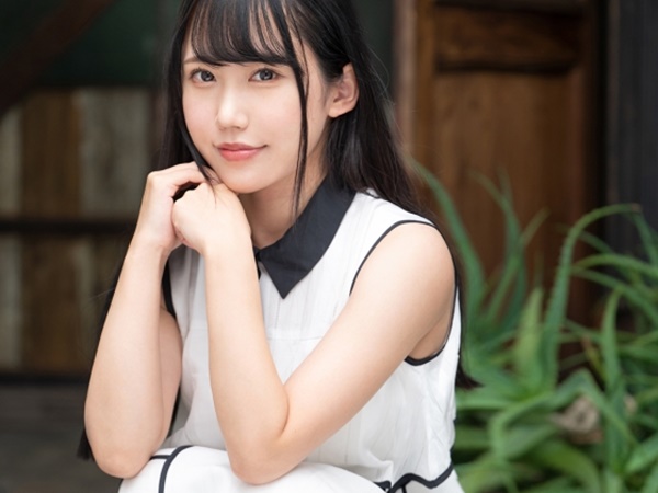 【小柄美人妻】『壊れちゃう…♡』華奢なカラダを鬼ピストンで激しく責め立て！ピンクの敏感マ○コから愛液溢れまくり、感じまくる姿が超エロい！♡