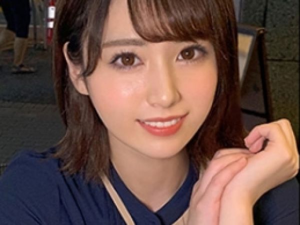 【ちっぱい美少女の浮気SEX】『彼氏にバレたら…』素人美少女がホテルで禁断の浮気ハメ撮り！恥ずかしがりながらもカメラ目線でメス顔全開！！可愛い顔とちっぱいのギャップがエロすぎる♥