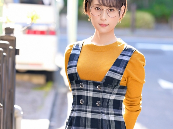 【メガネ美少女の訪問サービス】『私が癒してあげる…』スレンダーなメガネっ娘が素人男性宅を訪問！ねっとり濃厚なご奉仕セックスで乱れまくる！♡