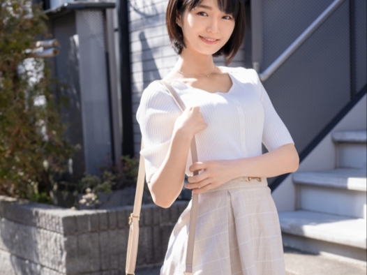 【素人宅訪問】『緊張しちゃう…』めちゃカワ美少女が素人男性の家に突撃！エチエチな訪問セックスで、濃密な絡みを大胆披露♡素人男性の夢が叶う瞬間を激撮！