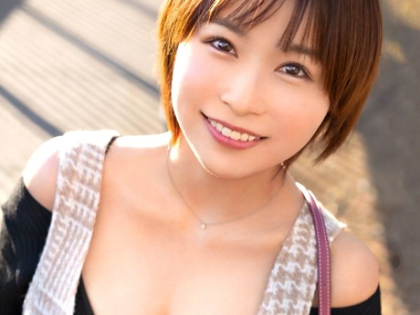 【巨乳メイドの過激サービス】『ご主人様、どうぞ…』乳首チラ見せのエロメイドが乳首舐め＆フェラでご奉仕♡デカ乳揺れまくりのコスプレセックスで大興奮！
